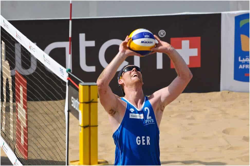Hand setting volleyball rules